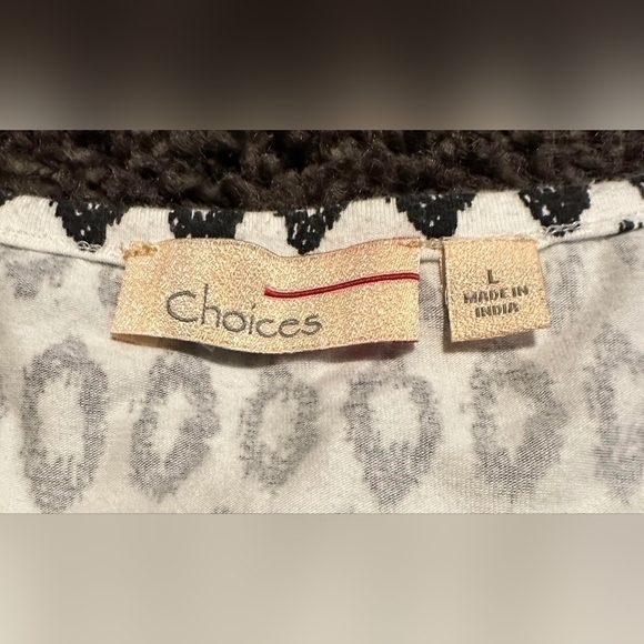 Choices Black Red White Embroidered Detail Top Sz. Large - Picture 3 of 4